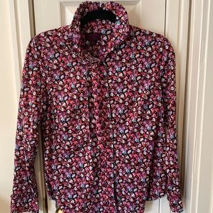 J Crew long sleeve button down blouse with ruffle collar and cuffs. Size 6